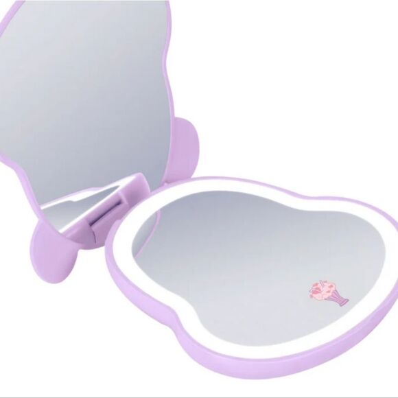 Impressions X Care Bears Share Bear "Beary Cute" LED Compact Mirror - Picture 4 of 9